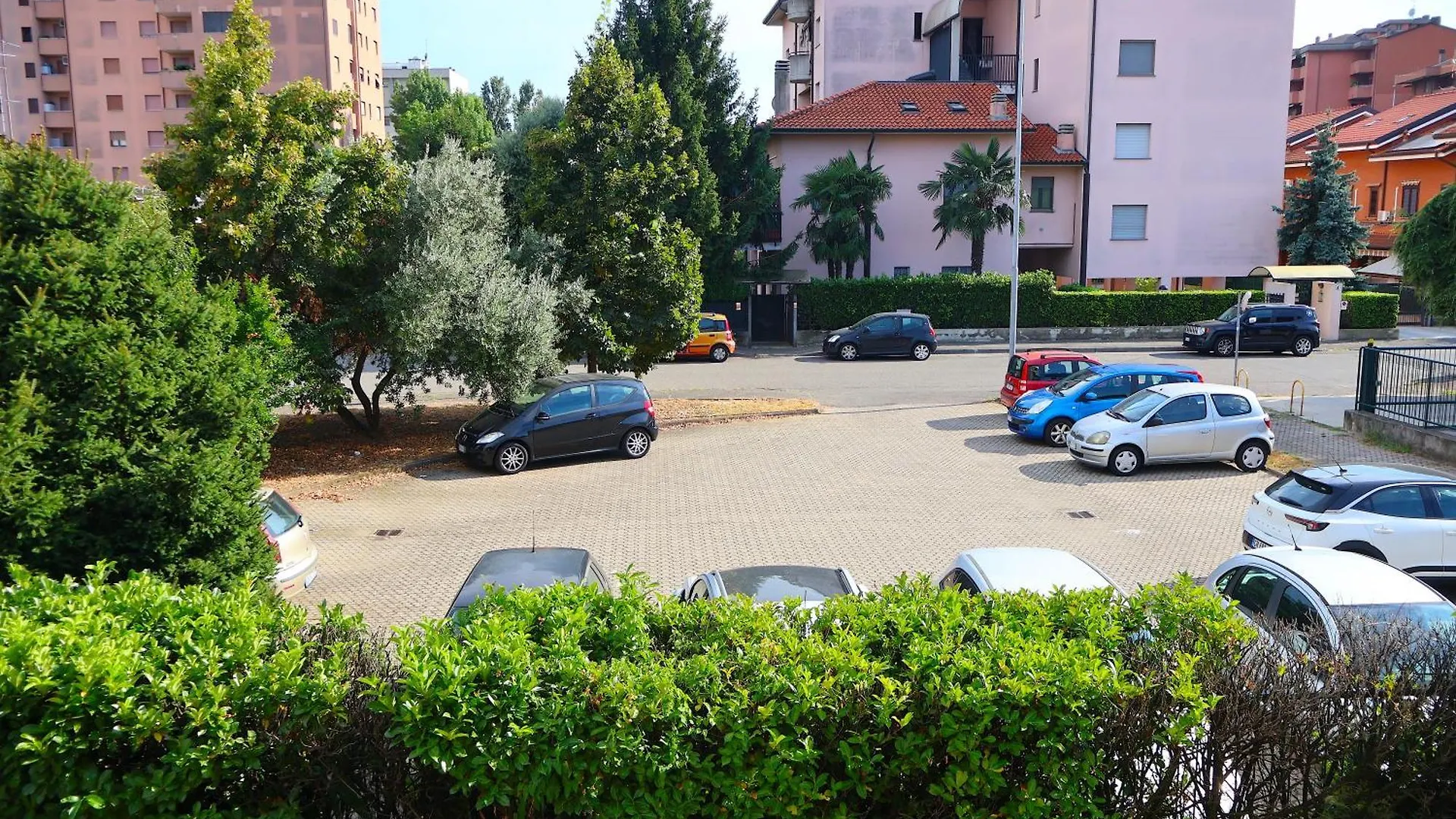 Apartament Monza Monolocale Completo 0*,  Włochy